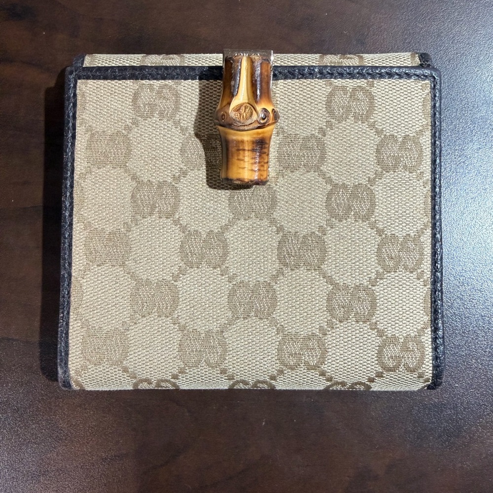 Gucci Tan Monogram Wallet with Bamboo Detail